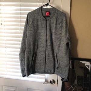 Men’s Nike zip up jacket